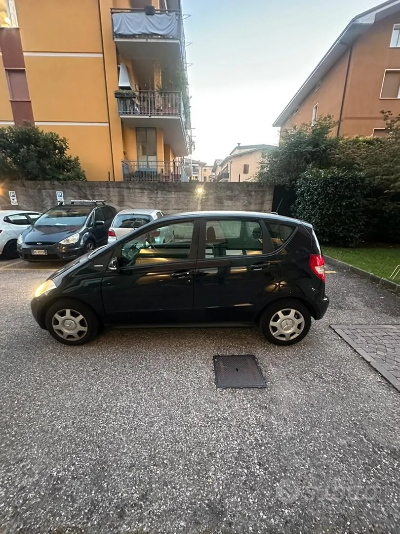 Mercedes-Benz A 160 2011 photo 5