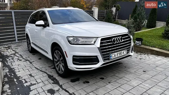 Audi Q7 2017 photo 3
