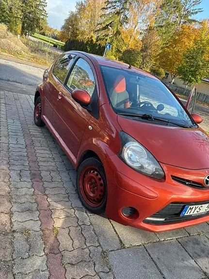 Toyota Aygo 2012 photo 2