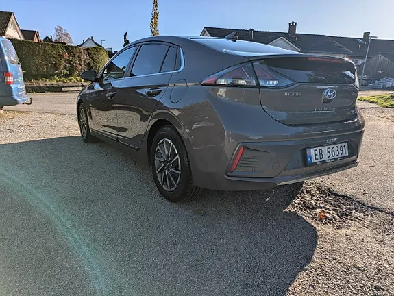 Hyundai Ioniq 2020 photo 3