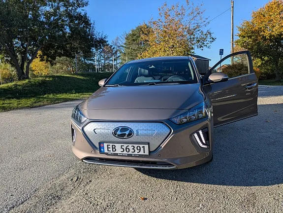 Hyundai Ioniq 2020 photo 2