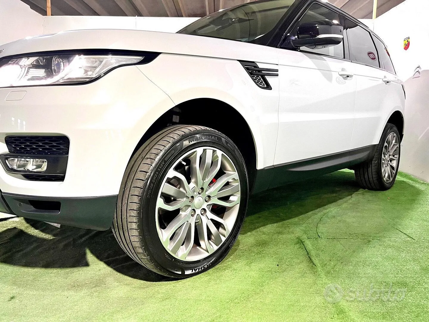 Land Rover Range Rover Sport 2014 photo 3