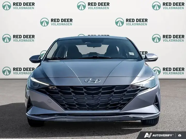 Hyundai Elantra 2023 photo 3