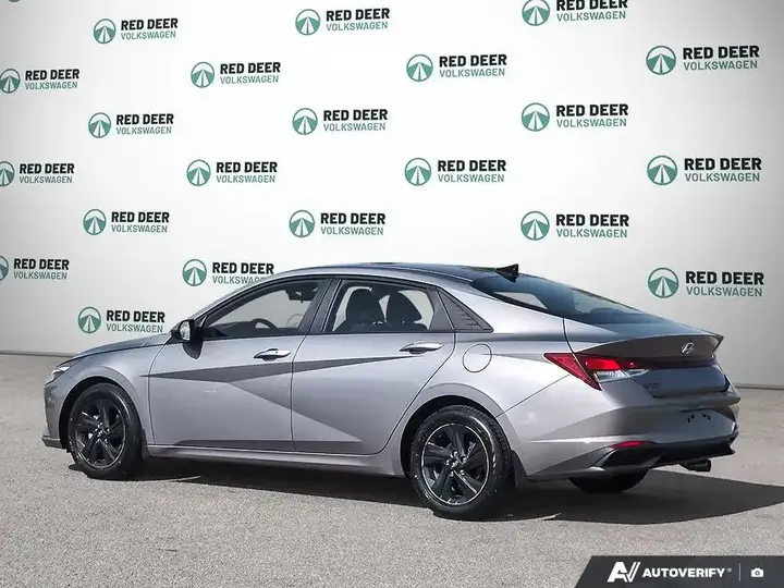 Hyundai Elantra 2023 photo 5