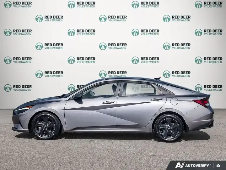 Hyundai Elantra 2023 photo 4