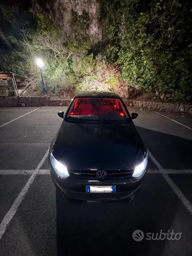 Volkswagen Polo 2012 photo 2
