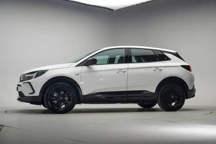 Opel Grandland 2024 photo 2