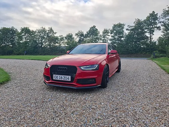 Audi A4 2014 photo 2