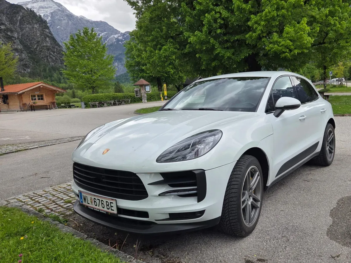 Porsche Macan 2019 photo 2