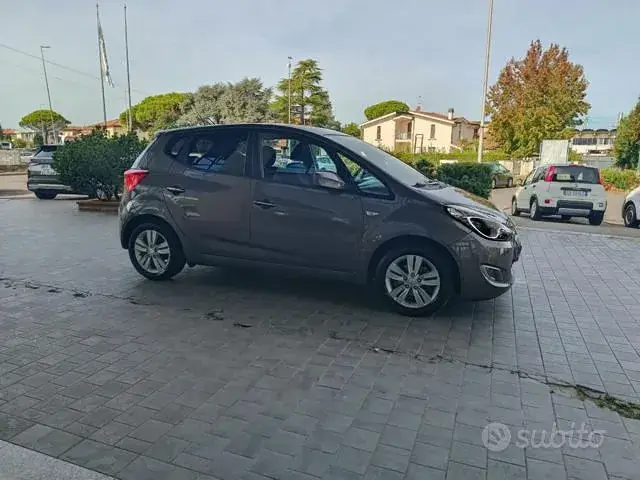 Hyundai Ix20 2012 photo 5