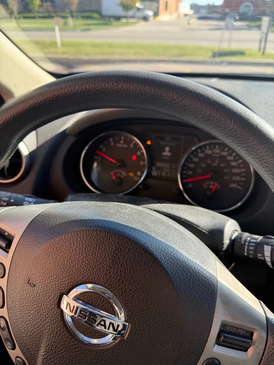 Nissan Rogue 2012 photo 2