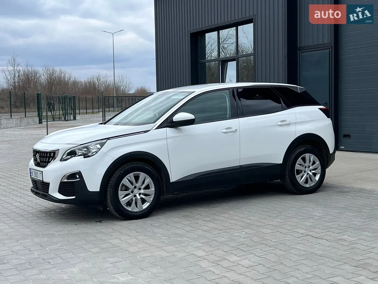 Peugeot 3008 2019 photo 4