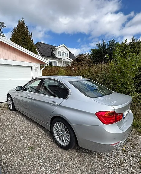 BMW 320D 2012 photo 4