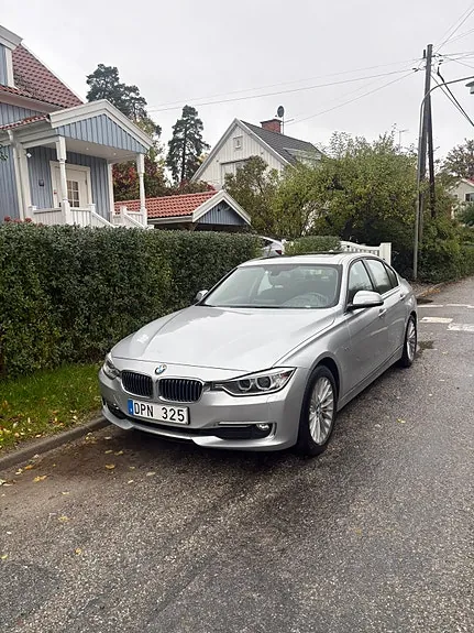 BMW 320D 2012 photo 2