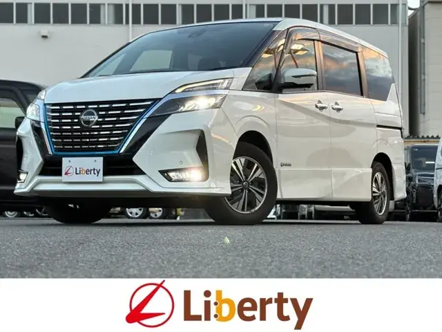 Nissan Serenade 2021 photo 2