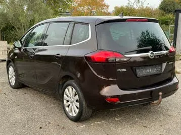 Opel Zafira 2015 photo 3
