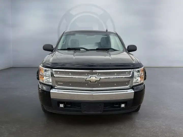 Chevrolet Silverado 1500 2008 photo 2