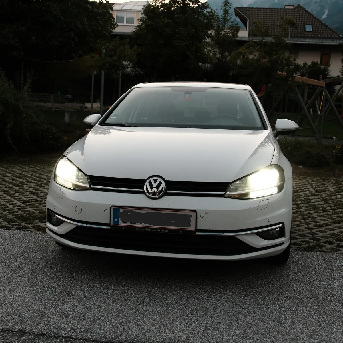 Volkswagen Golf 2017 photo 2