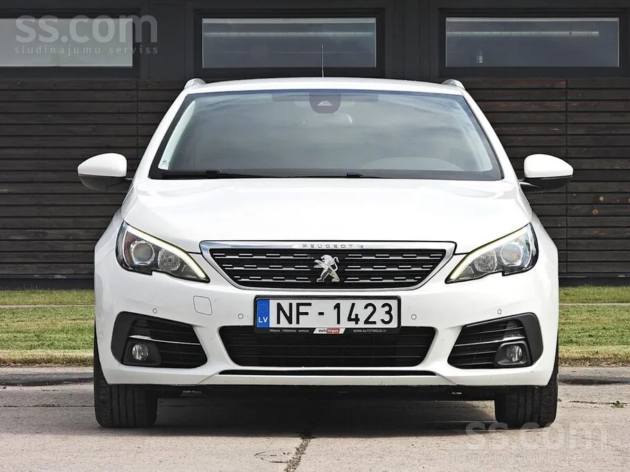Peugeot 308 2018 photo 2