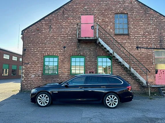BMW 520D 2015 photo 2