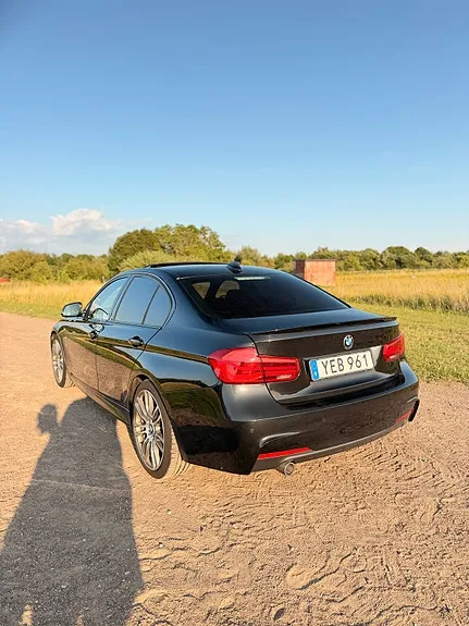 BMW 318D 2016 photo 4