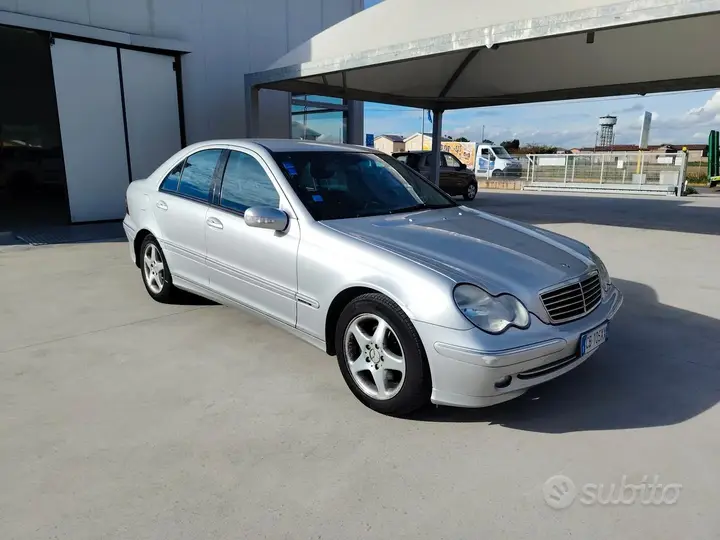Mercedes-Benz C 220 Cdi 2022 photo 4