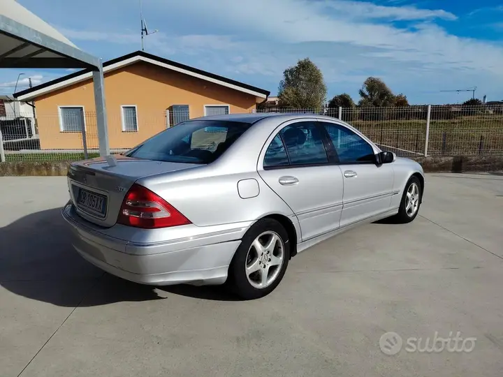 Mercedes-Benz C 220 Cdi 2022 photo 2