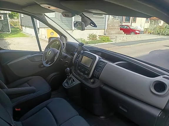 Renault Trafic 2016 photo 4
