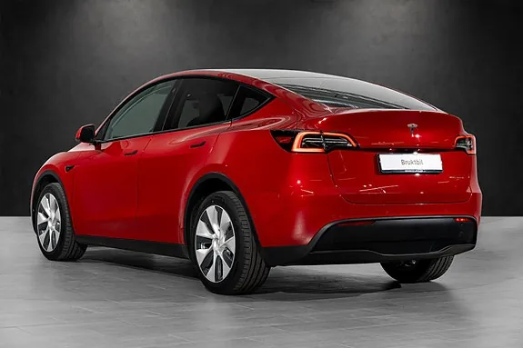 Tesla Model Y 2022 photo 2