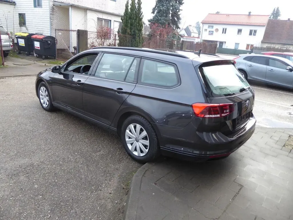 Volkswagen Passat 2023 photo 3