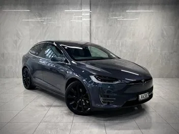 Tesla Model X 2017 photo 2