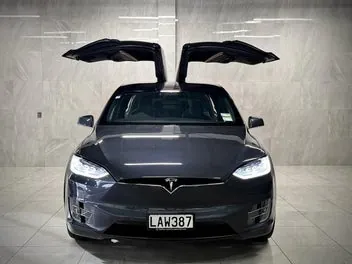 Tesla Model X 2017 photo 3