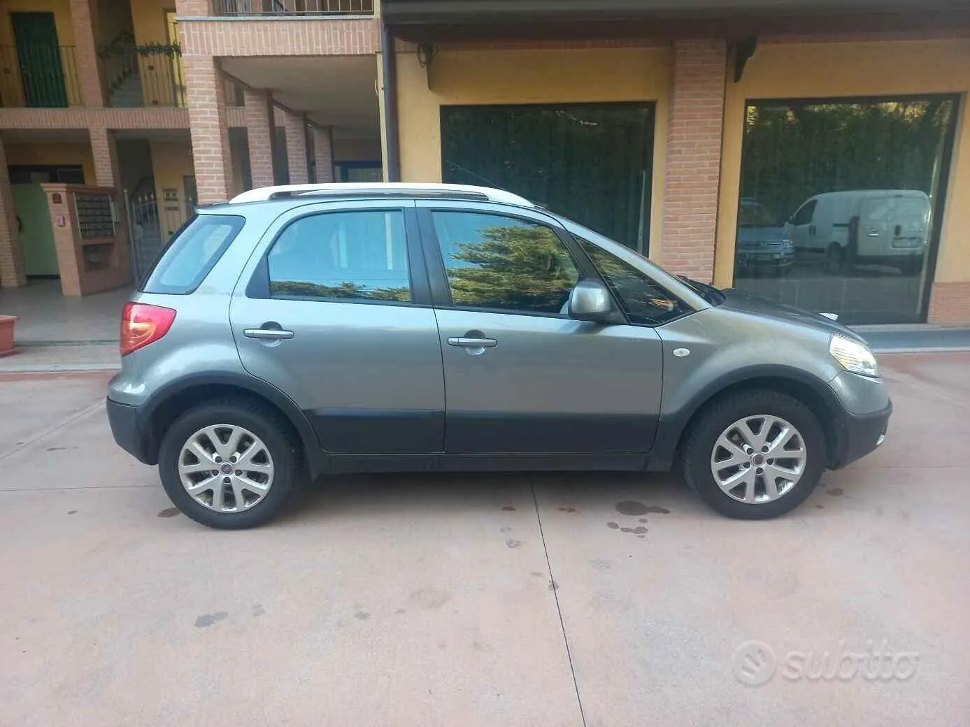 Fiat Sedici 2010 photo 4