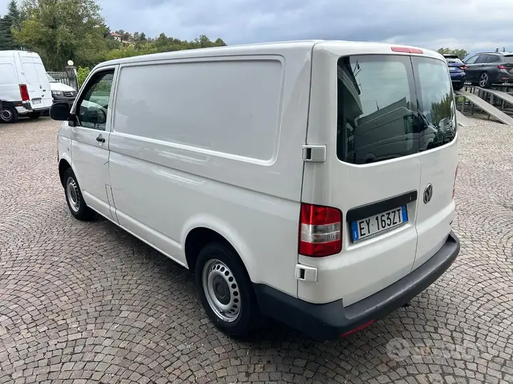 Volkswagen Transporter 2015 photo 4