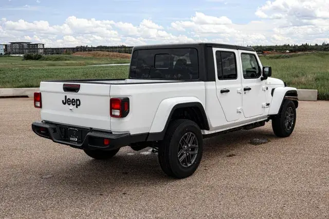 Jeep Gladiator 2026 photo 4