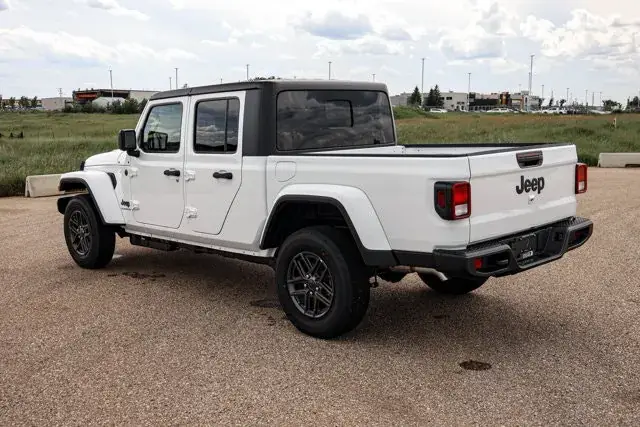 Jeep Gladiator 2026 photo 2