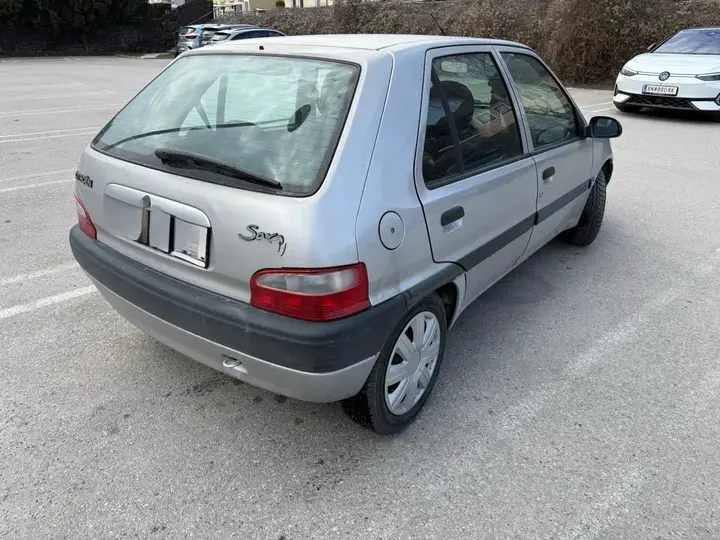 Citroen Saxo 2001 photo 3