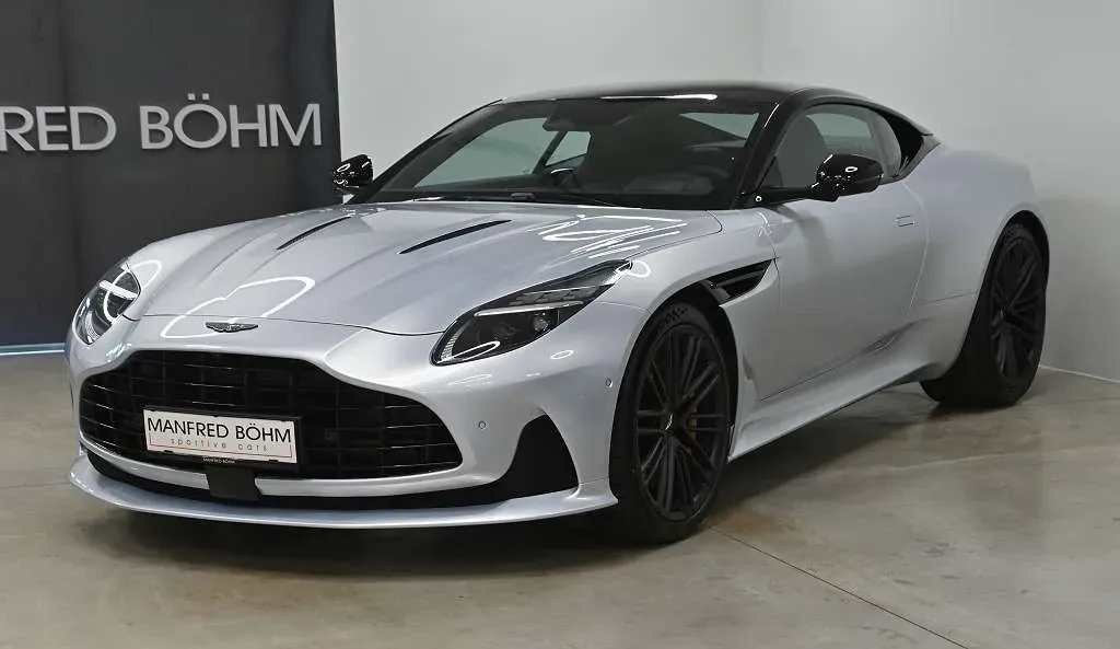 Aston Martin Db12