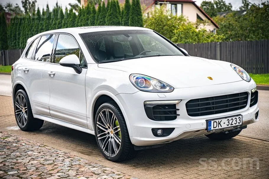 Porsche Cayenne 2016 photo 3