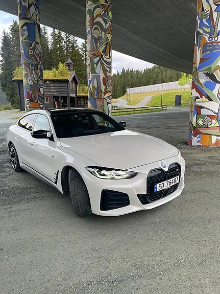 BMW I4 2022 photo 2