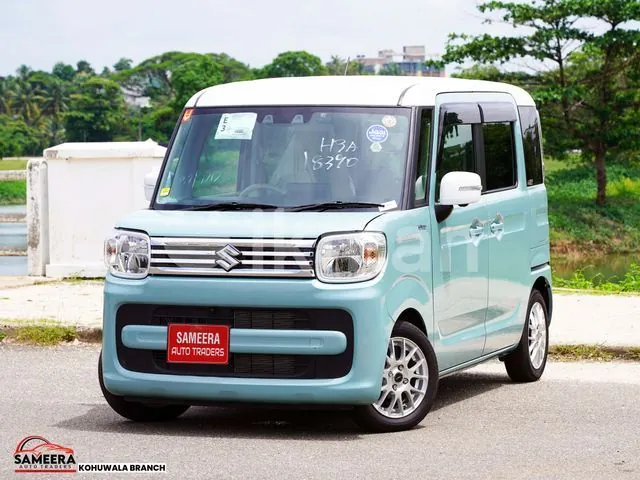 Suzuki Spacia