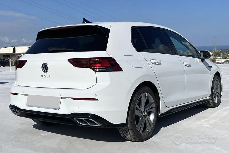 Volkswagen Golf 8 2023 photo 4