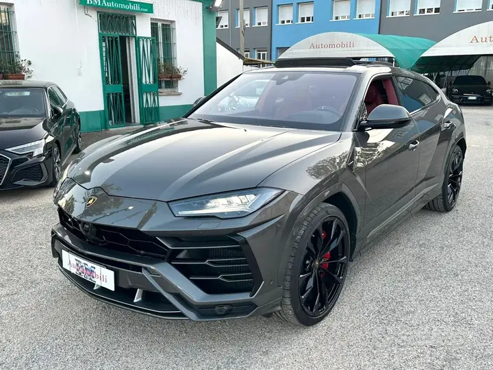 Lamborghini Urus 2021 photo 2