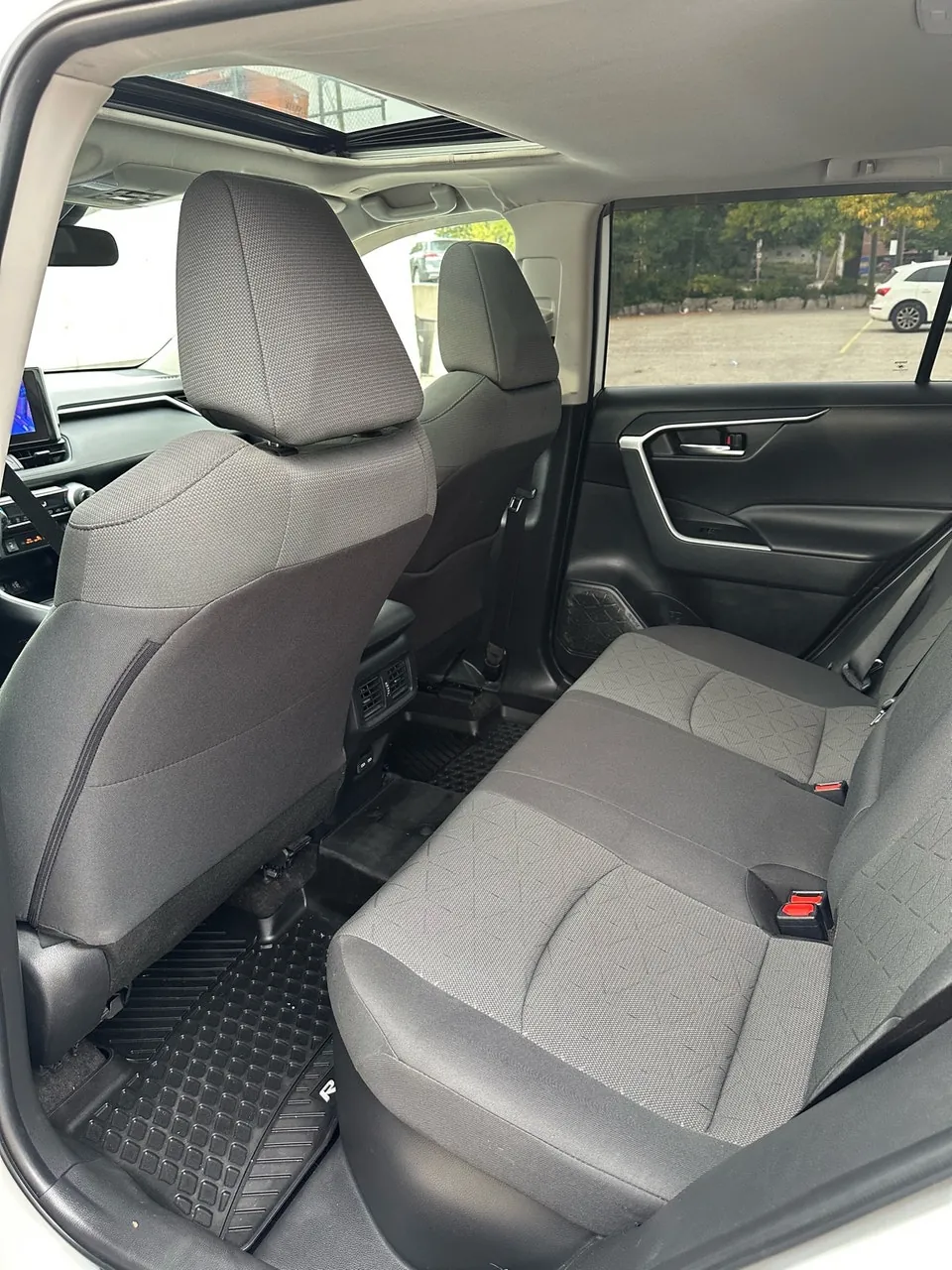 Toyota Rav4 2024 photo 5