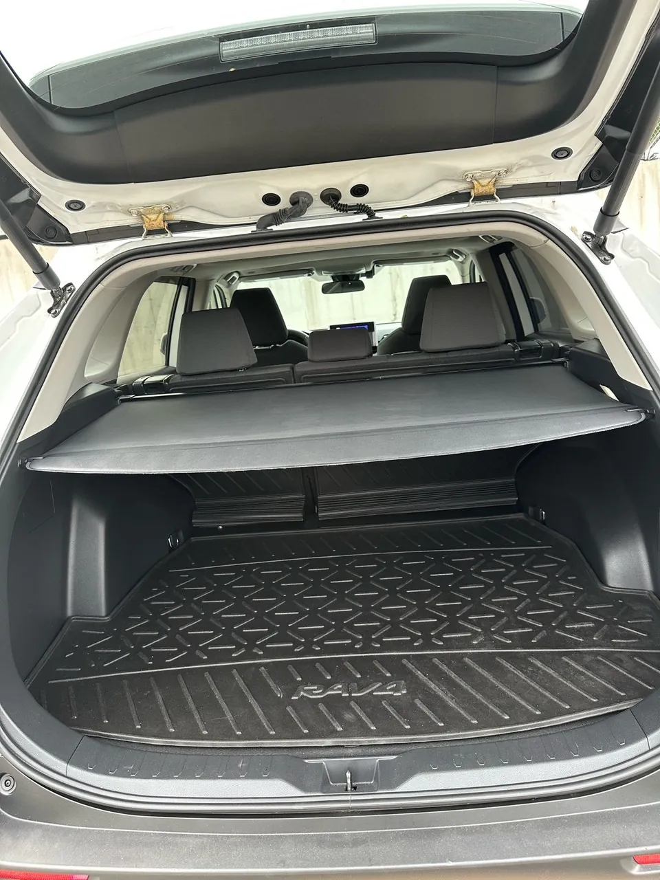 Toyota Rav4 2024 photo 4
