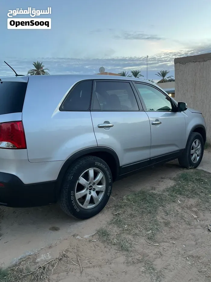 Kia Sorento 2012 photo 3