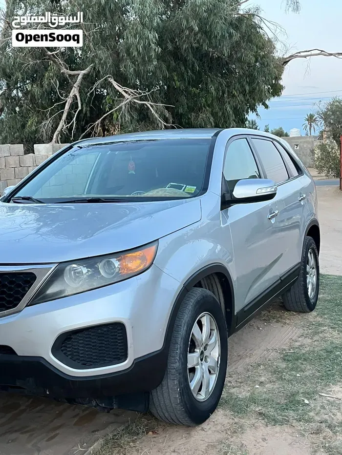 Kia Sorento 2012 photo 2