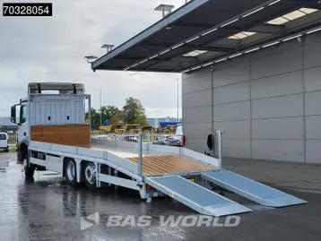 Mercedes-Benz Antos 2015 photo 2