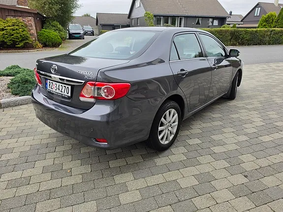 Toyota Corolla 2011 photo 4