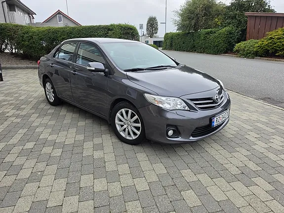 Toyota Corolla 2011 photo 2